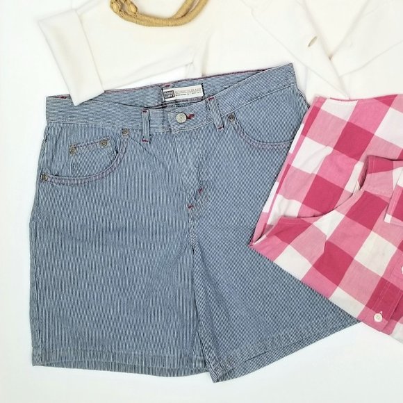 FIND THESE BEAUTIES & SO MUCH MORE IN MY CLOSET! - Picture 3 of 5